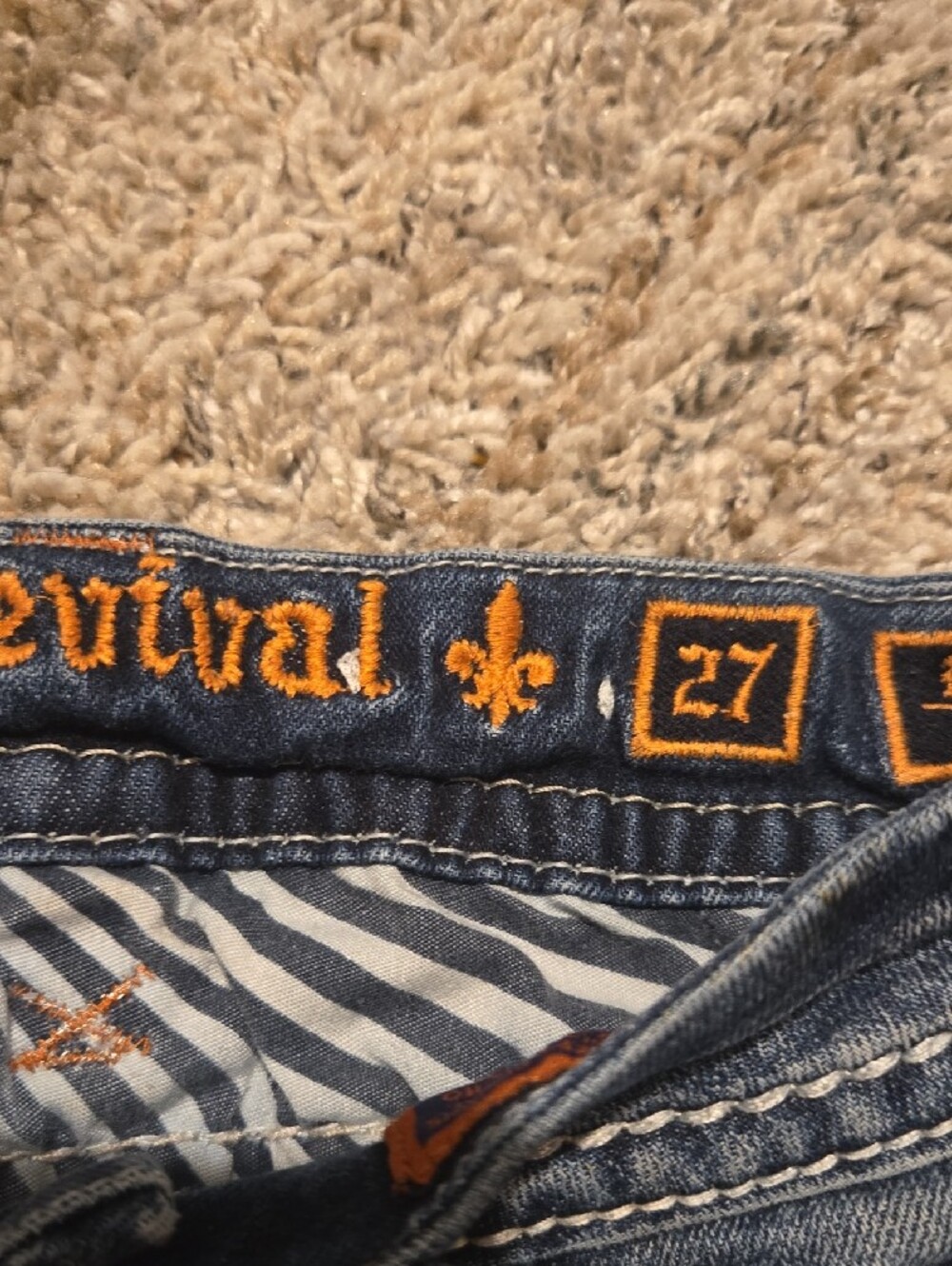 Rock Revival Women's Blue Skinny Jeans with Cream & Red Embroidery - Picture 8 of 9